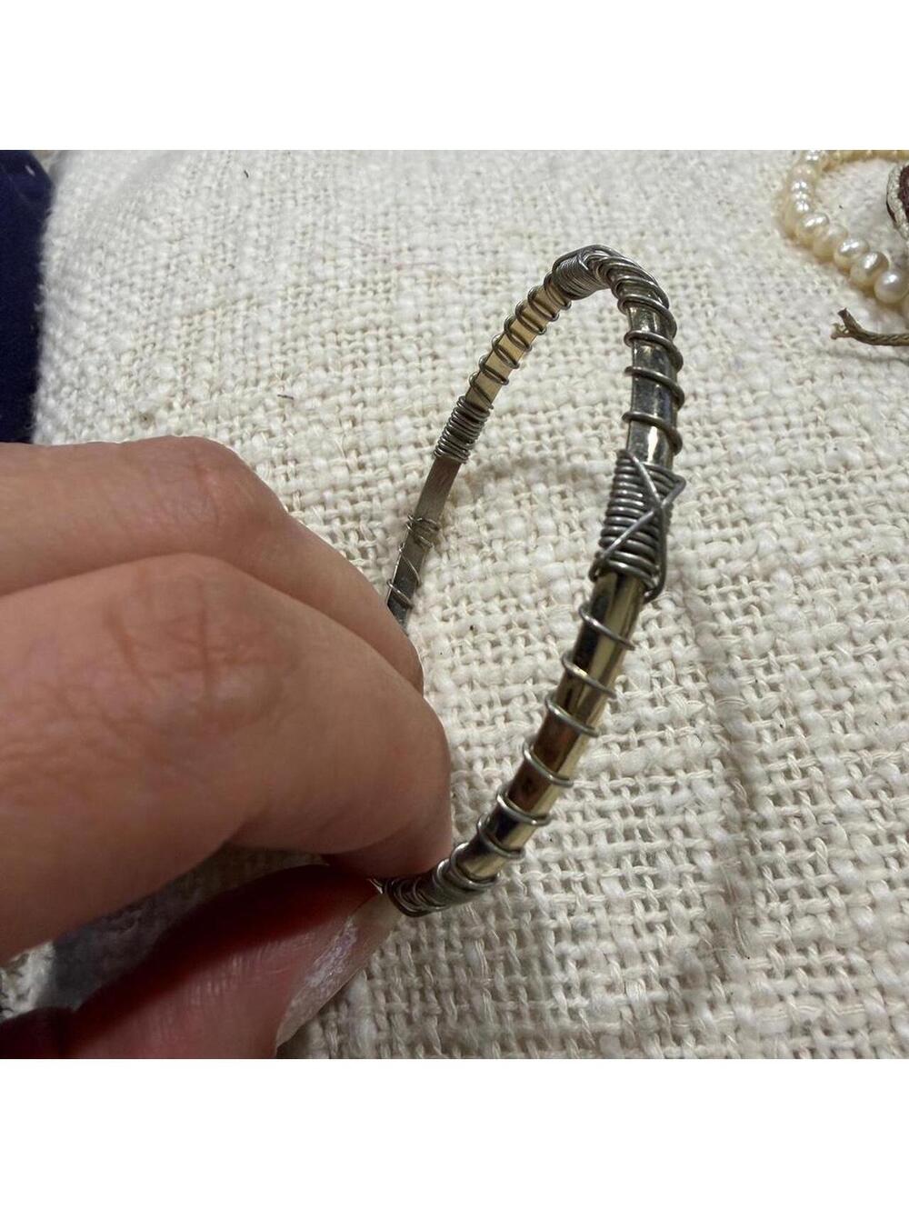 Women's Silver and Grey Jewellery‎